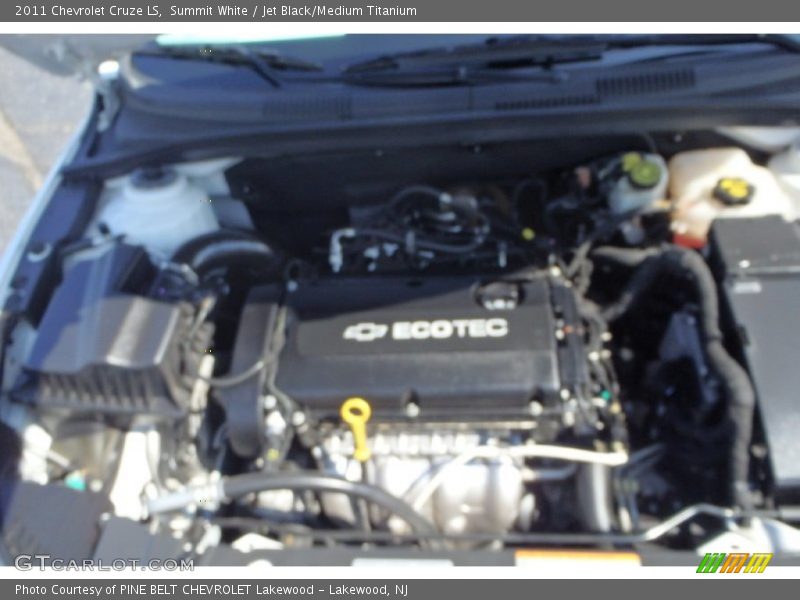 Summit White / Jet Black/Medium Titanium 2011 Chevrolet Cruze LS
