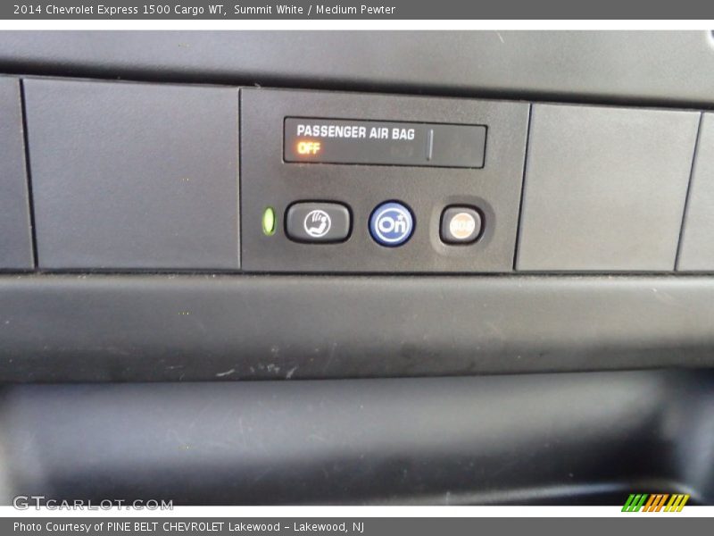 Summit White / Medium Pewter 2014 Chevrolet Express 1500 Cargo WT
