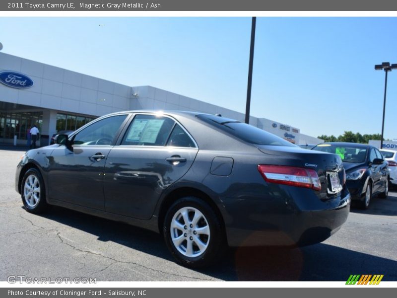 Magnetic Gray Metallic / Ash 2011 Toyota Camry LE