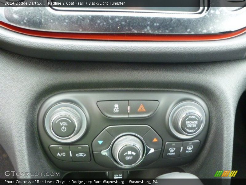 Redline 2 Coat Pearl / Black/Light Tungsten 2014 Dodge Dart SXT