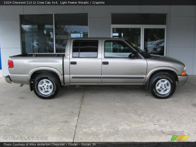 Light Pewter Metallic / Graphite 2004 Chevrolet S10 LS Crew Cab 4x4