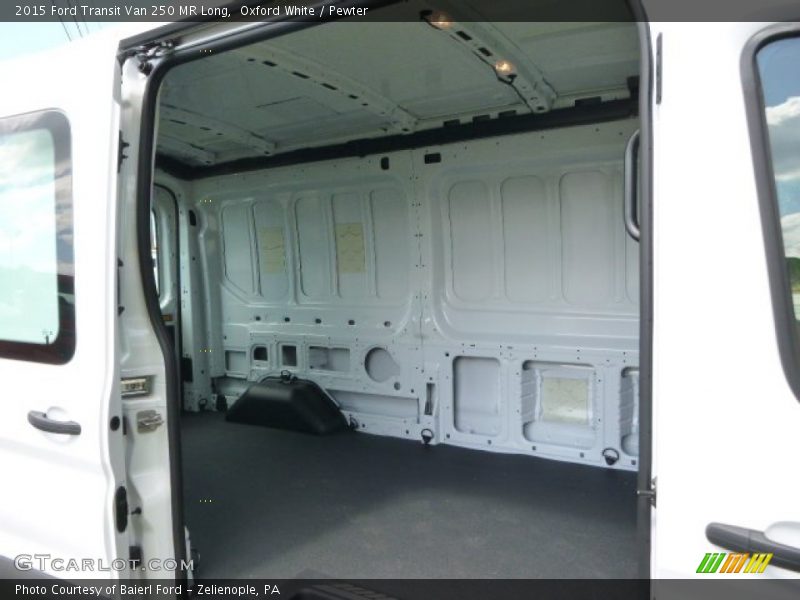  2015 Transit Van 250 MR Long Trunk