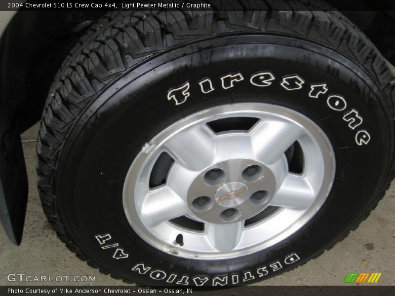 Light Pewter Metallic / Graphite 2004 Chevrolet S10 LS Crew Cab 4x4