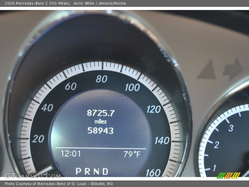 Arctic White / Almond/Mocha 2009 Mercedes-Benz C 300 4Matic