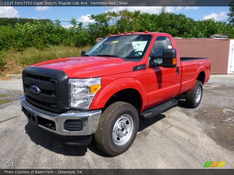 Front 3/4 View of 2015 F350 Super Duty XL Regular Cab 4x4