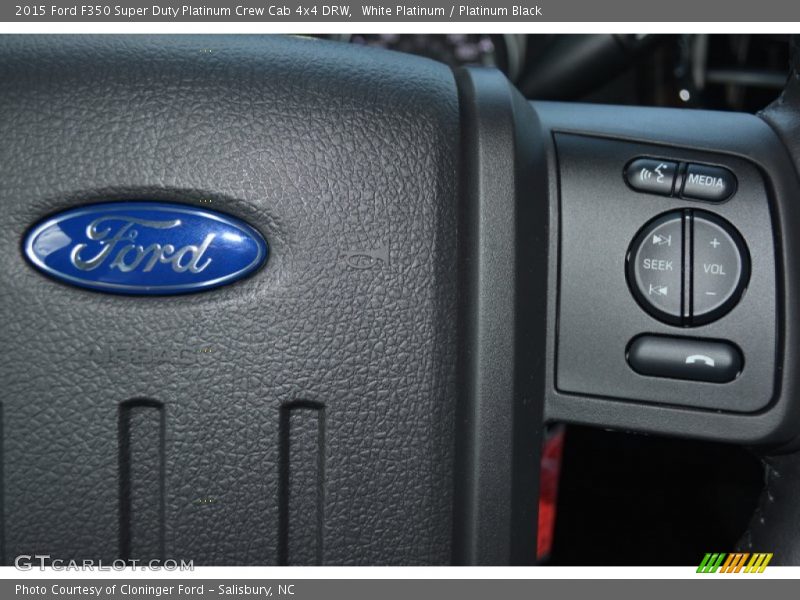 Controls of 2015 F350 Super Duty Platinum Crew Cab 4x4 DRW