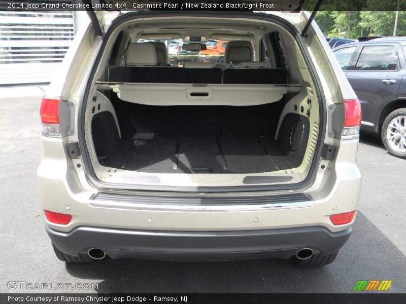 Cashmere Pearl / New Zealand Black/Light Frost 2014 Jeep Grand Cherokee Limited 4x4