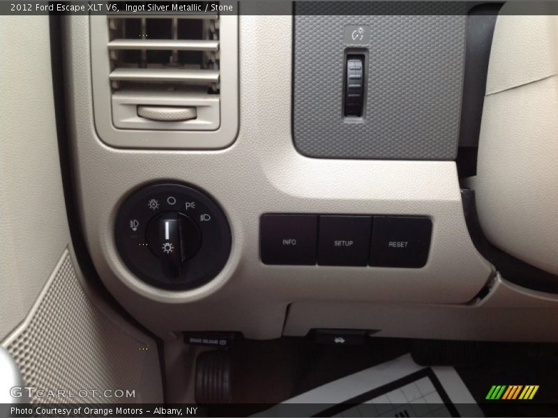 Ingot Silver Metallic / Stone 2012 Ford Escape XLT V6