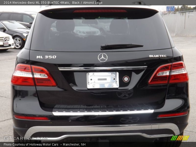 Black / Almond Beige 2014 Mercedes-Benz ML 350 BlueTEC 4Matic