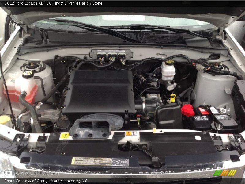 Ingot Silver Metallic / Stone 2012 Ford Escape XLT V6