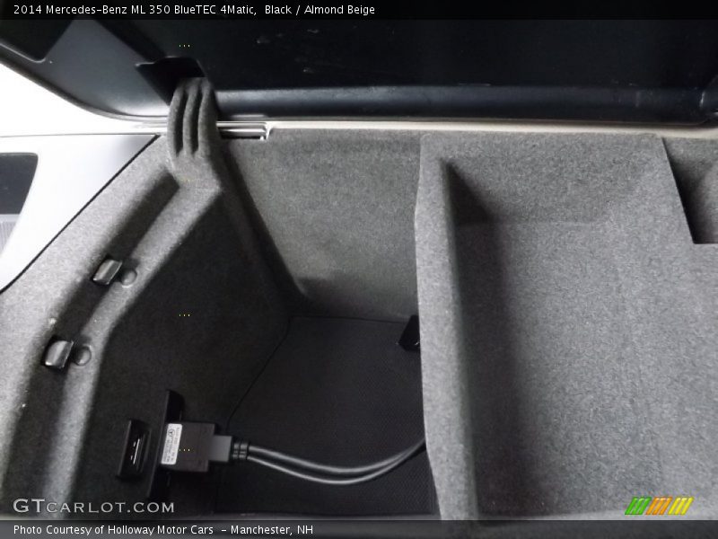 Black / Almond Beige 2014 Mercedes-Benz ML 350 BlueTEC 4Matic