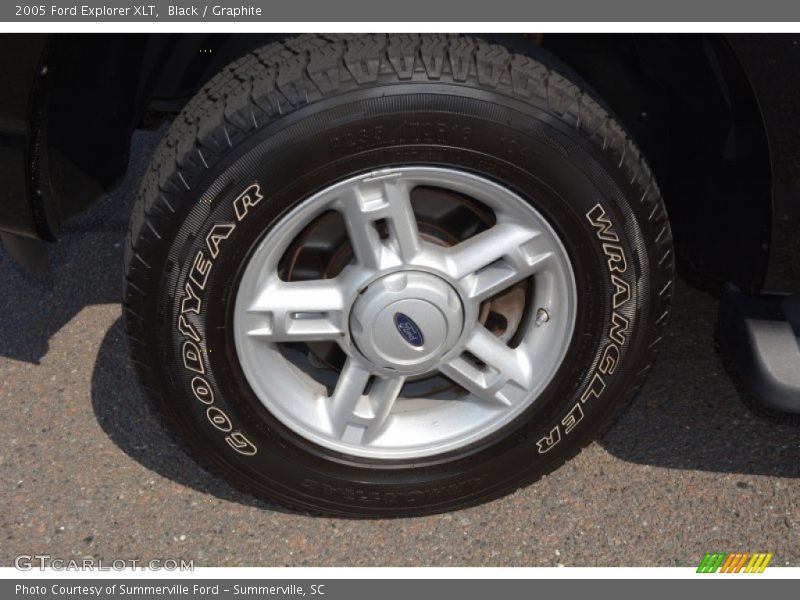 Black / Graphite 2005 Ford Explorer XLT