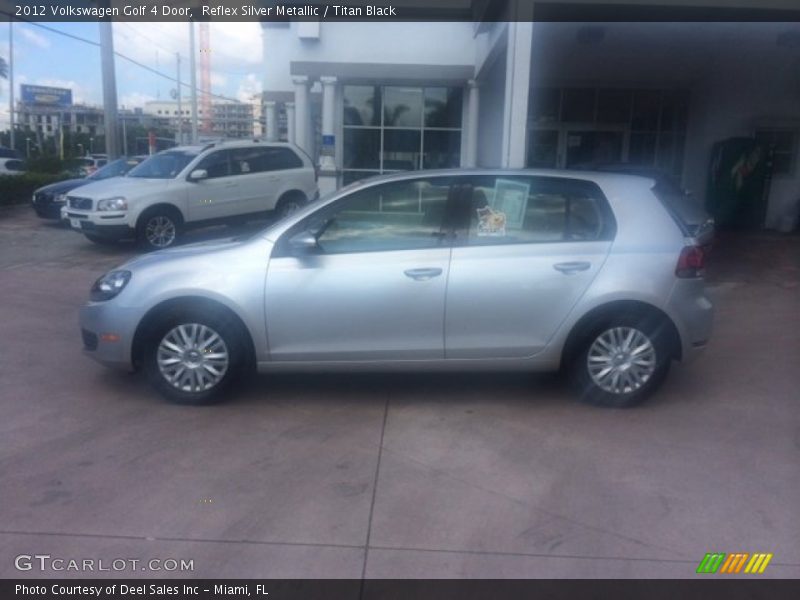 Reflex Silver Metallic / Titan Black 2012 Volkswagen Golf 4 Door