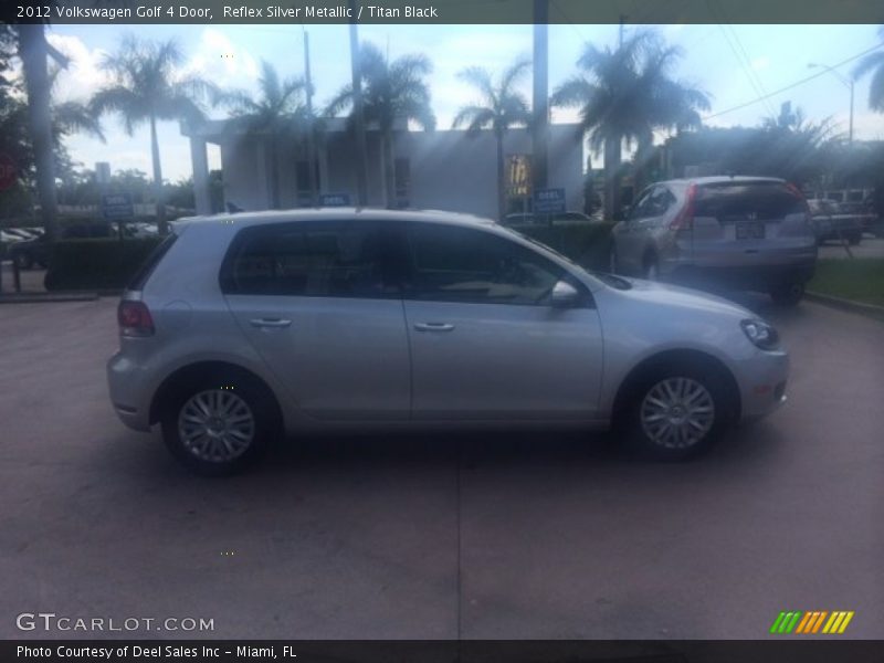 Reflex Silver Metallic / Titan Black 2012 Volkswagen Golf 4 Door