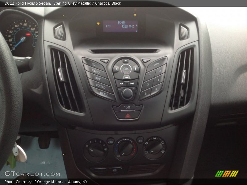 Sterling Grey Metallic / Charcoal Black 2012 Ford Focus S Sedan