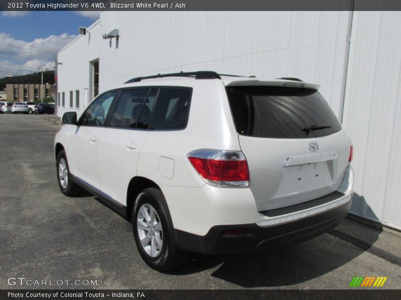 Blizzard White Pearl / Ash 2012 Toyota Highlander V6 4WD