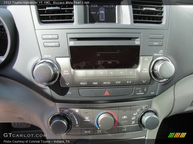Blizzard White Pearl / Ash 2012 Toyota Highlander V6 4WD