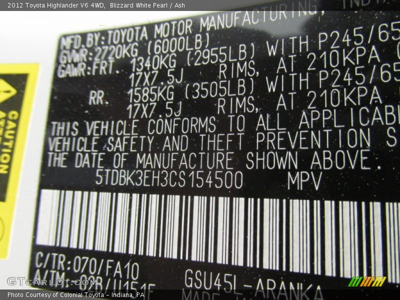 Blizzard White Pearl / Ash 2012 Toyota Highlander V6 4WD
