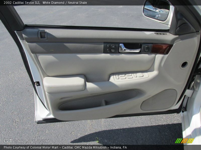 White Diamond / Neutral Shale 2002 Cadillac Seville SLS