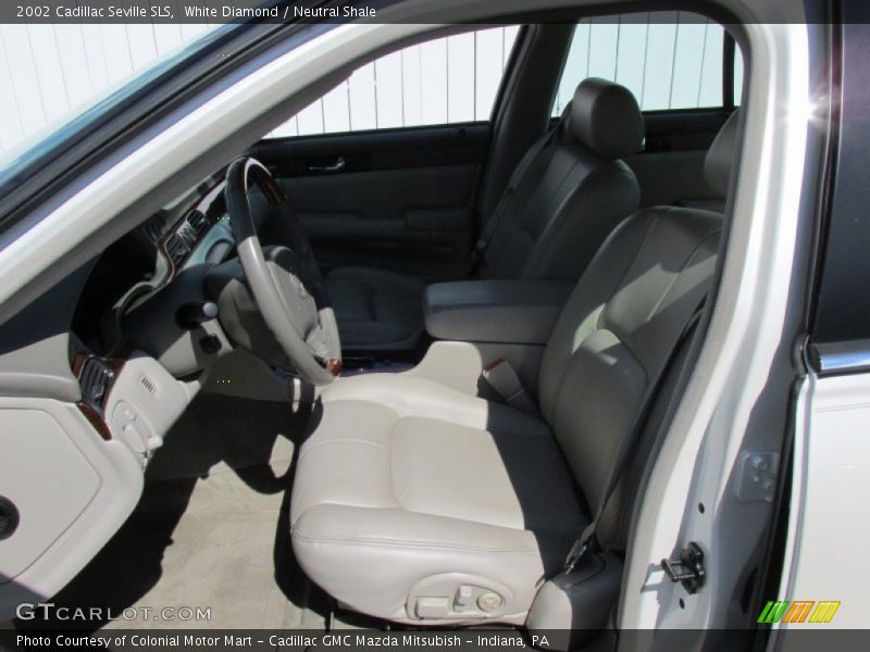 White Diamond / Neutral Shale 2002 Cadillac Seville SLS