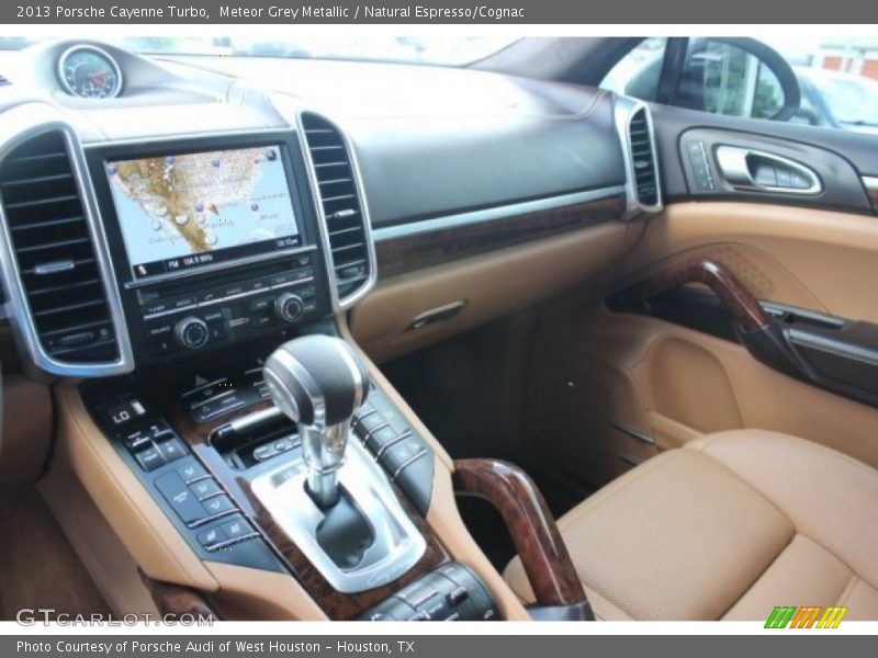 Controls of 2013 Cayenne Turbo