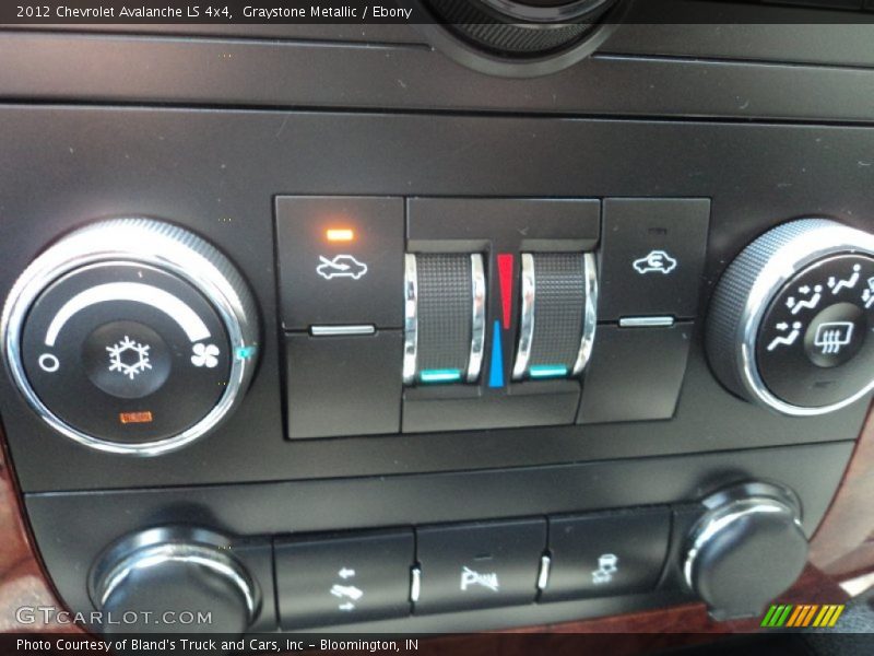 Graystone Metallic / Ebony 2012 Chevrolet Avalanche LS 4x4