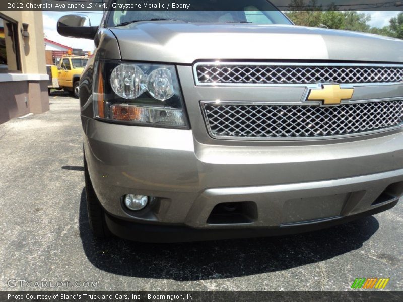 Graystone Metallic / Ebony 2012 Chevrolet Avalanche LS 4x4