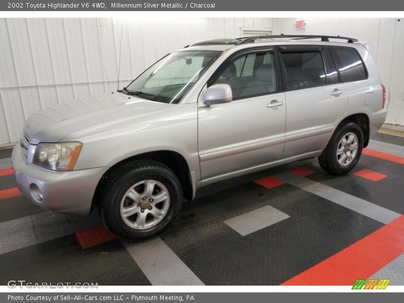 Millennium Silver Metallic / Charcoal 2002 Toyota Highlander V6 4WD