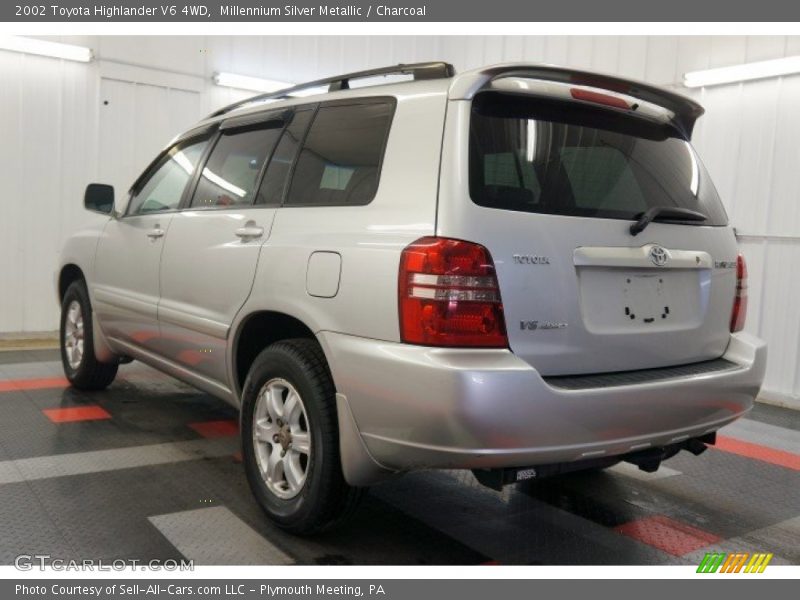 Millennium Silver Metallic / Charcoal 2002 Toyota Highlander V6 4WD