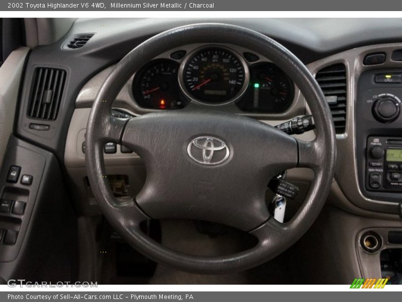 Millennium Silver Metallic / Charcoal 2002 Toyota Highlander V6 4WD