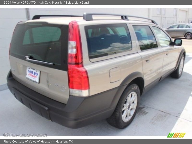 Ash Gold Metallic / Beige/Light Sand 2004 Volvo XC70 AWD