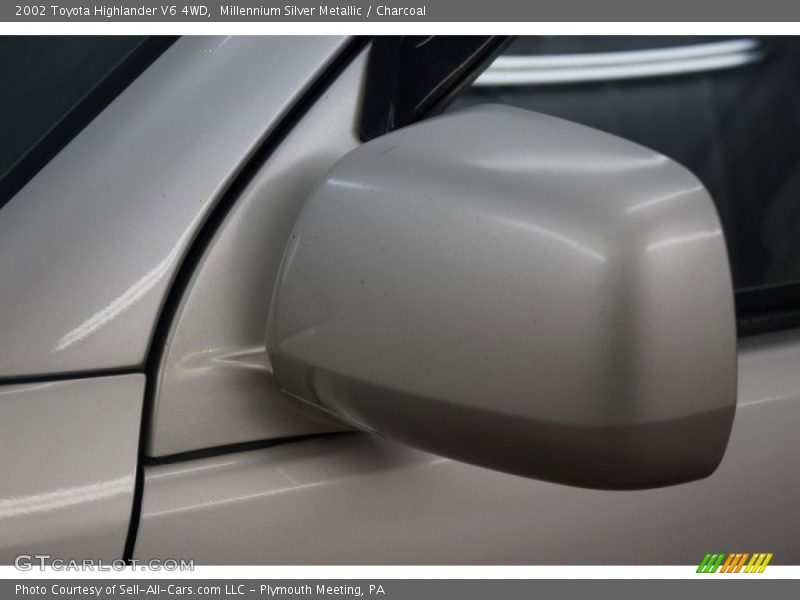 Millennium Silver Metallic / Charcoal 2002 Toyota Highlander V6 4WD