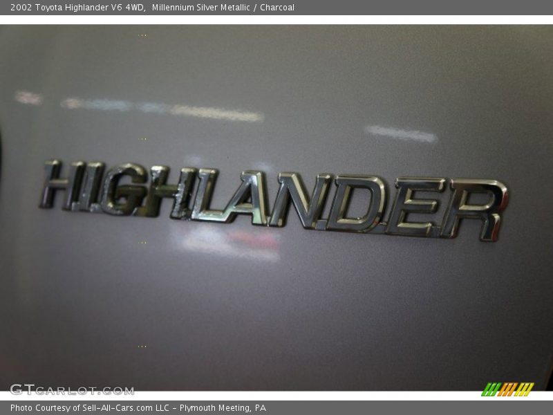Millennium Silver Metallic / Charcoal 2002 Toyota Highlander V6 4WD