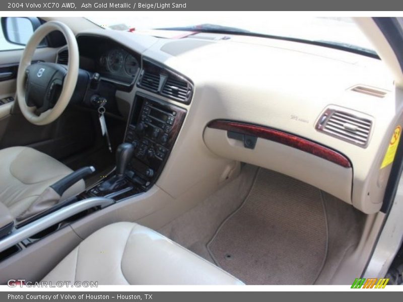 Ash Gold Metallic / Beige/Light Sand 2004 Volvo XC70 AWD