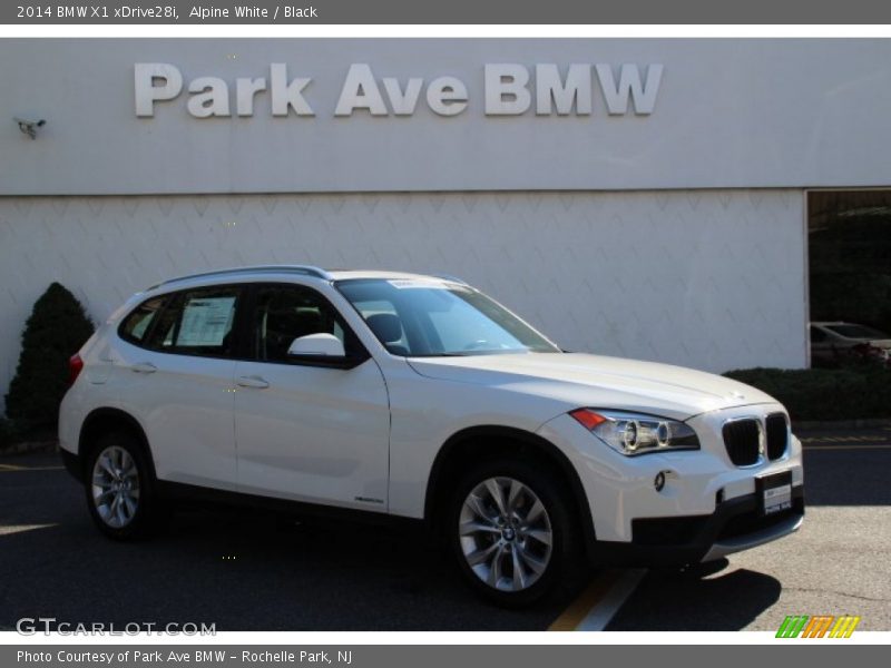 Alpine White / Black 2014 BMW X1 xDrive28i
