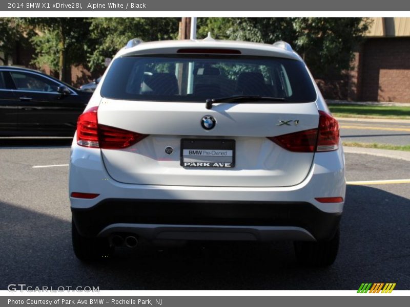 Alpine White / Black 2014 BMW X1 xDrive28i