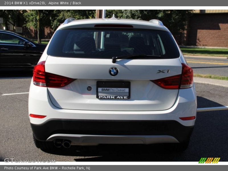 Alpine White / Black 2014 BMW X1 xDrive28i