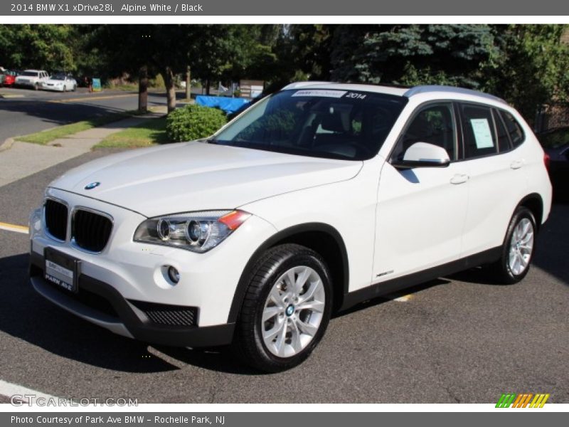 Alpine White / Black 2014 BMW X1 xDrive28i