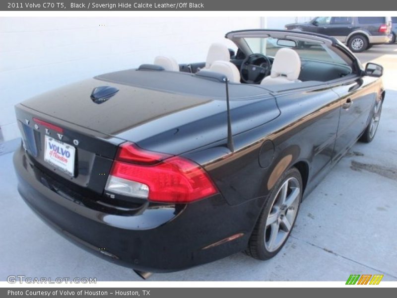 Black / Soverign Hide Calcite Leather/Off Black 2011 Volvo C70 T5