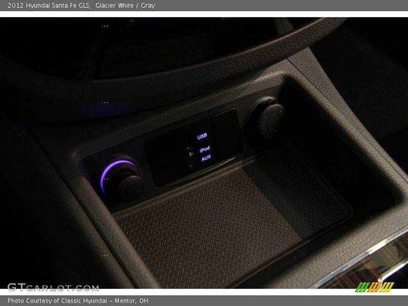 Glacier White / Gray 2012 Hyundai Santa Fe GLS