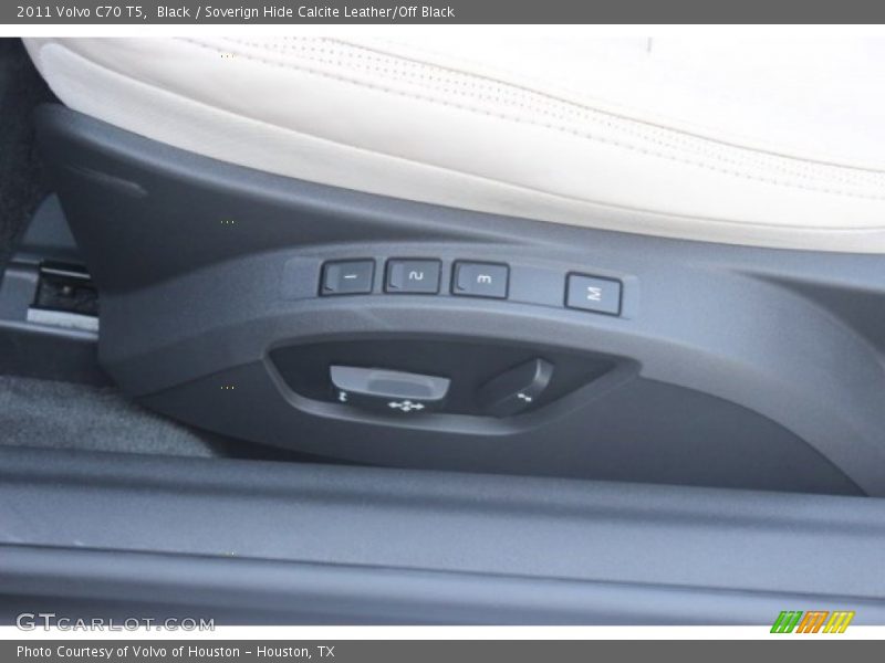 Black / Soverign Hide Calcite Leather/Off Black 2011 Volvo C70 T5