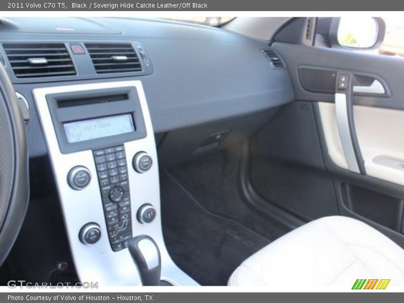 Black / Soverign Hide Calcite Leather/Off Black 2011 Volvo C70 T5