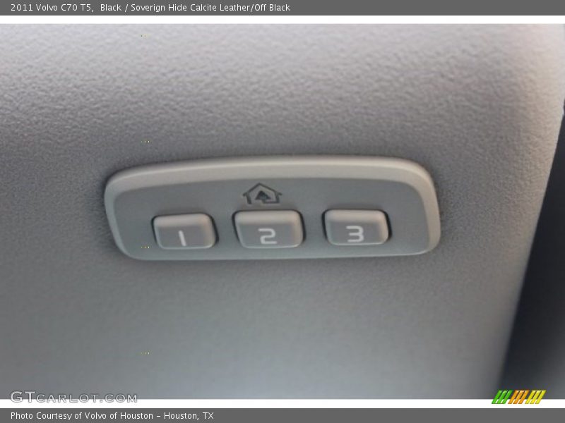 Black / Soverign Hide Calcite Leather/Off Black 2011 Volvo C70 T5