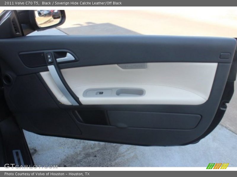 Black / Soverign Hide Calcite Leather/Off Black 2011 Volvo C70 T5