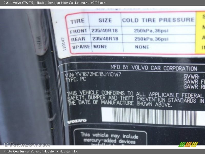 Black / Soverign Hide Calcite Leather/Off Black 2011 Volvo C70 T5