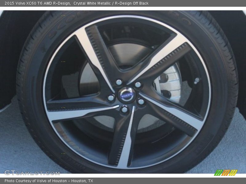 Crystal White Metallic / R-Design Off Black 2015 Volvo XC60 T6 AWD R-Design