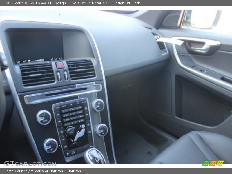 Crystal White Metallic / R-Design Off Black 2015 Volvo XC60 T6 AWD R-Design