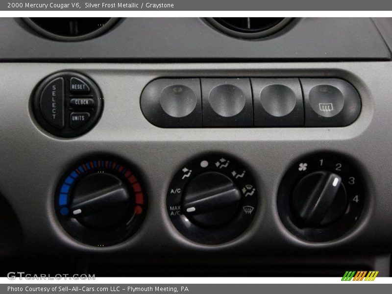 Silver Frost Metallic / Graystone 2000 Mercury Cougar V6