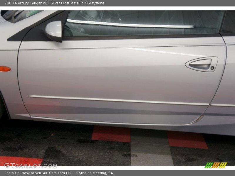 Silver Frost Metallic / Graystone 2000 Mercury Cougar V6