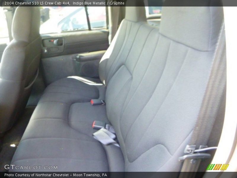 Indigo Blue Metallic / Graphite 2004 Chevrolet S10 LS Crew Cab 4x4